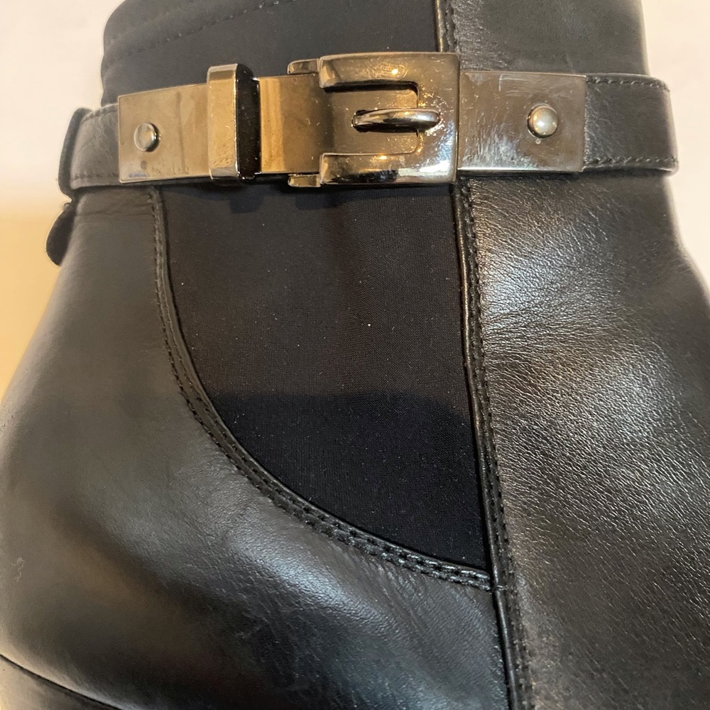 Aquatalia black ankle boot with buckle - Picture 7 of 13
